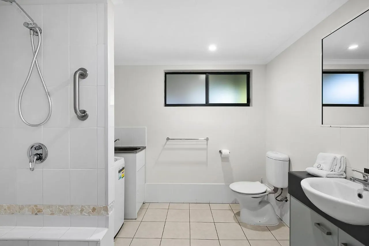**** Aparthotel Blue Lagoon Resort Trinity Beach Australia