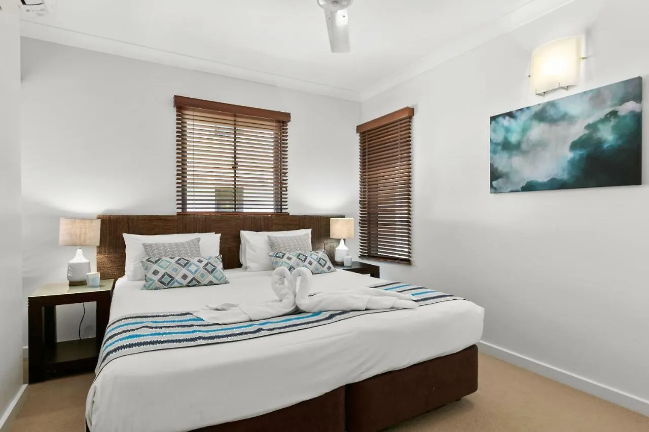 Blue Lagoon Resort Trinity Beach Aparthotel
