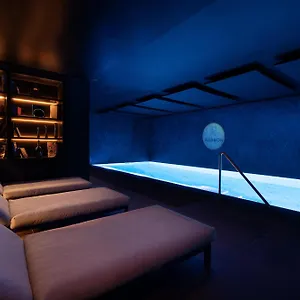 Отель Harmon House - & ****