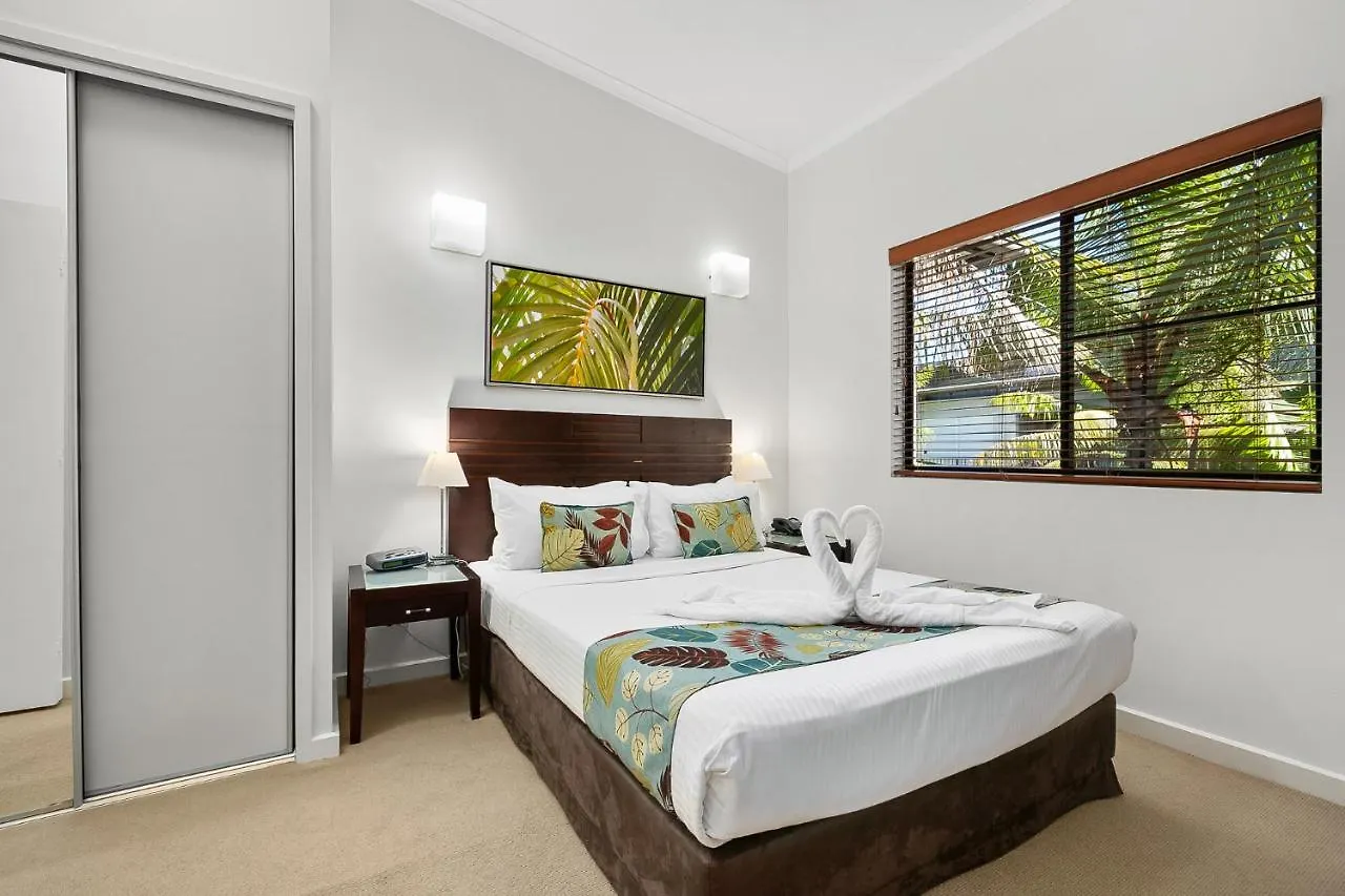 Blue Lagoon Resort Trinity Beach Aparthotel