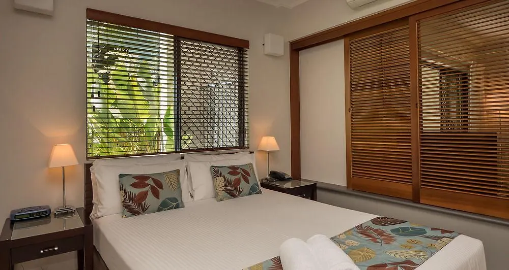Blue Lagoon Resort Trinity Beach 4*,