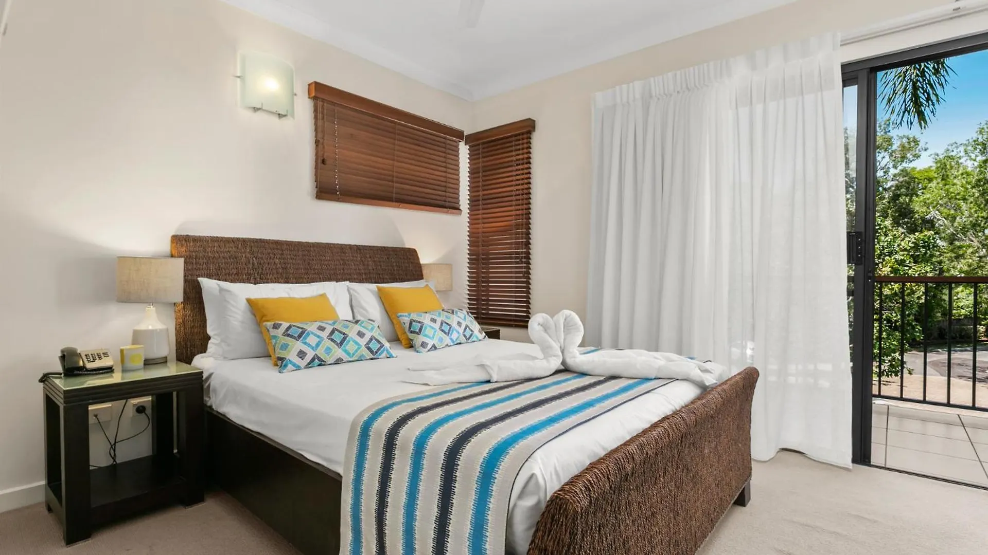 Blue Lagoon Resort Тринити Бич 4*,  Австралия