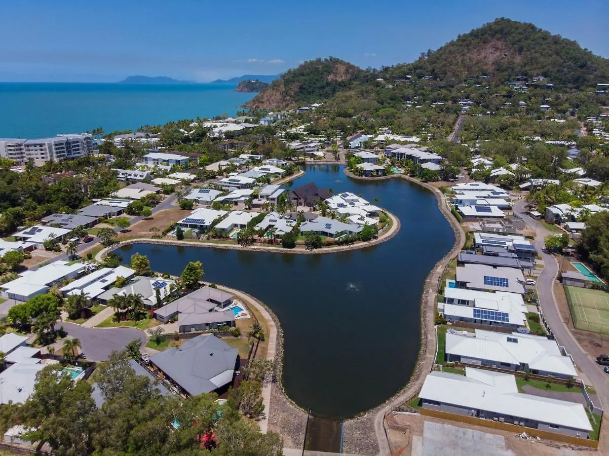 Апарт-отель Blue Lagoon Resort Тринити Бич